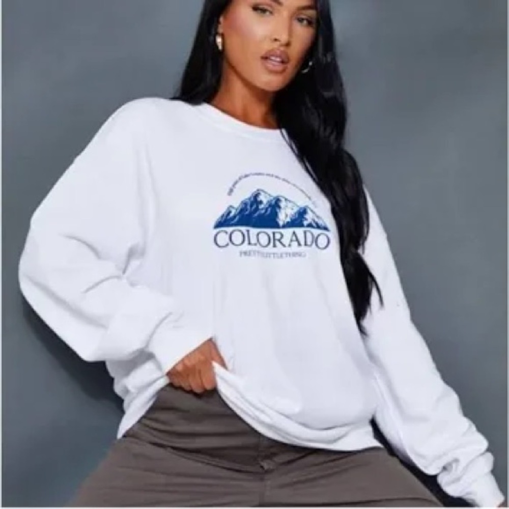 PrettyLittleThing White Sweatshirt Medium NWT